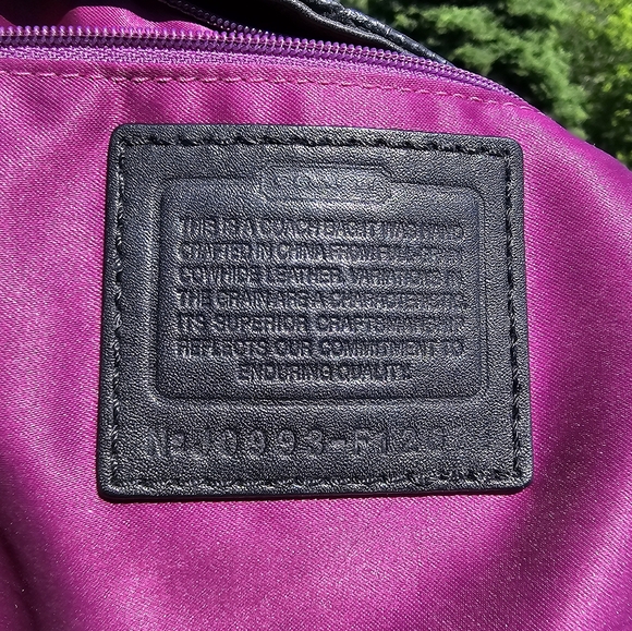 COACH Zoe Black Leather Hobo Shoulder Handbag w/Silver Trim - Picture 4 of 8